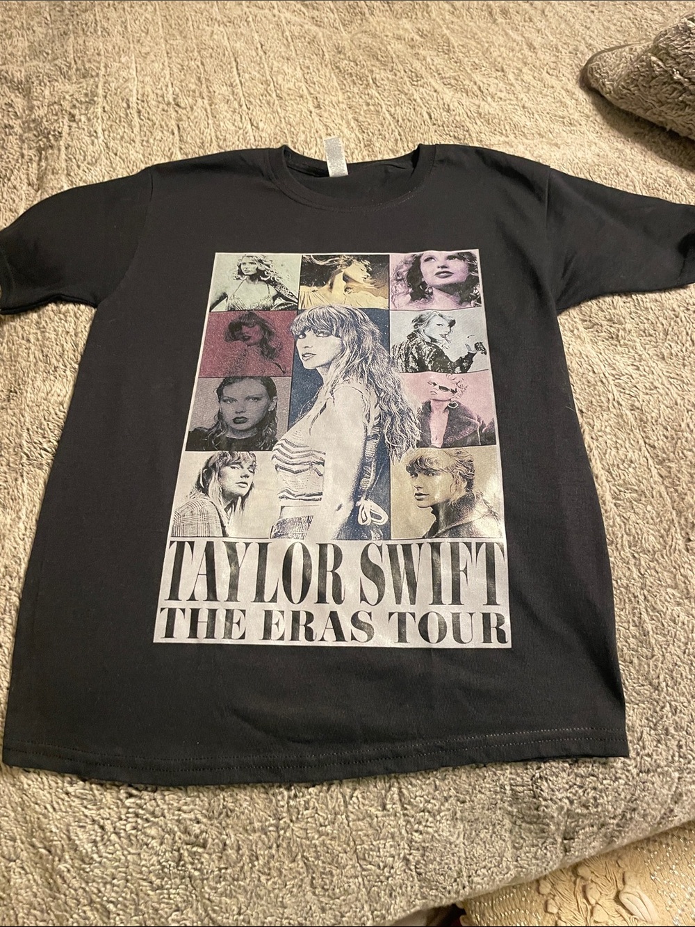 Taylor Swift Black Short Sleeve Tee with Photo Collage youth L never worn